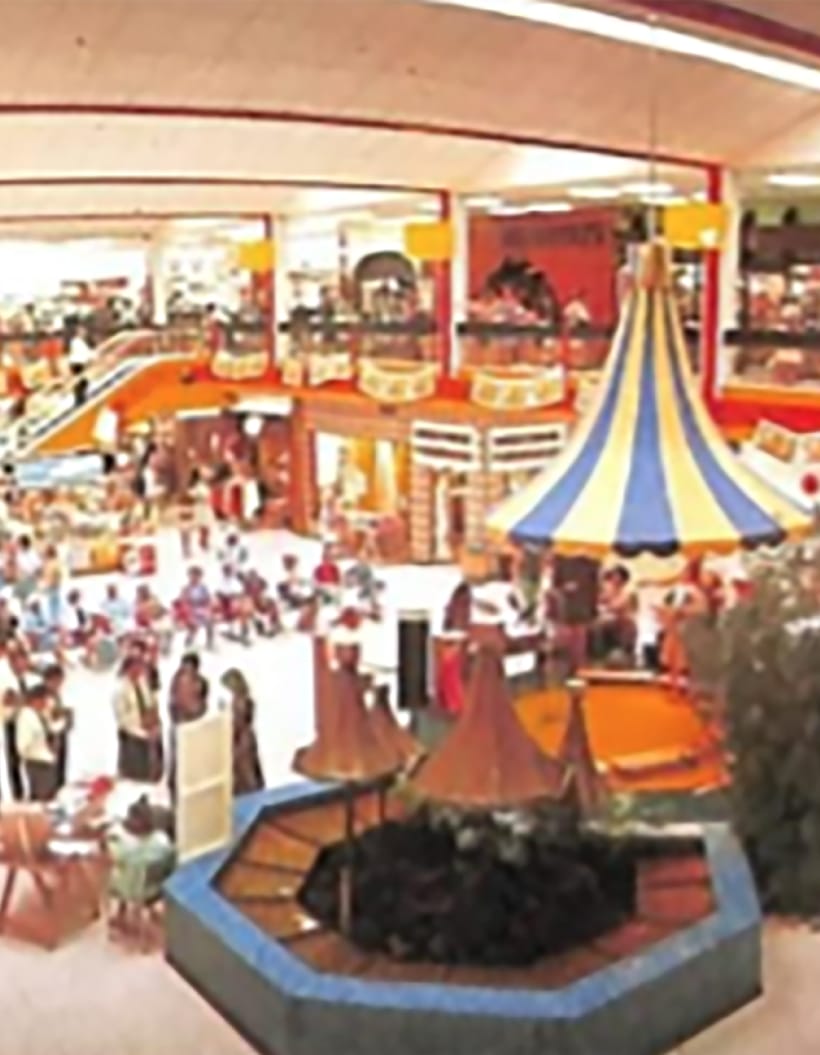 About-1974-Henderson-Square-opens